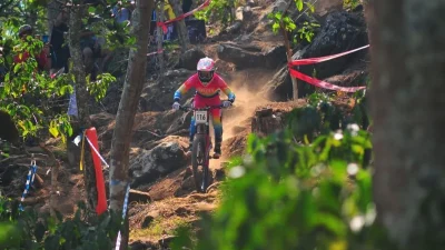 113 Pebalap Berpacu di 76 Ultimate Downhill 2026