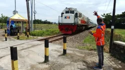 7 Temperan Kereta Terjadi selama 2026 KAI Daop 9 Jember Tambah 120 Petugas di 61 Perlintasan