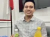 Zaini Ubah Ruang Kerja Jadi Lesehan Aspirasi