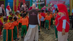 Ratusan Peserta Padati Senam Bersama RA dan KB Al-Firdaus Pasuruan, Semarakkan Kemerdekaan