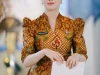 Ayu Arumi Bachsin Tampil di Pawai Busana Batik Pasuruan