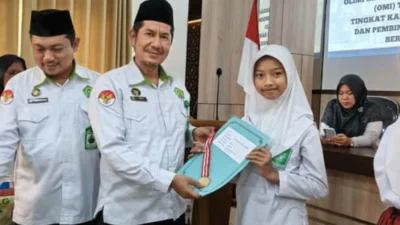 Hanum Gigih Gatra dari MTs 6 Pasuruan Raih Tempat di 30 Besar OMI 2026