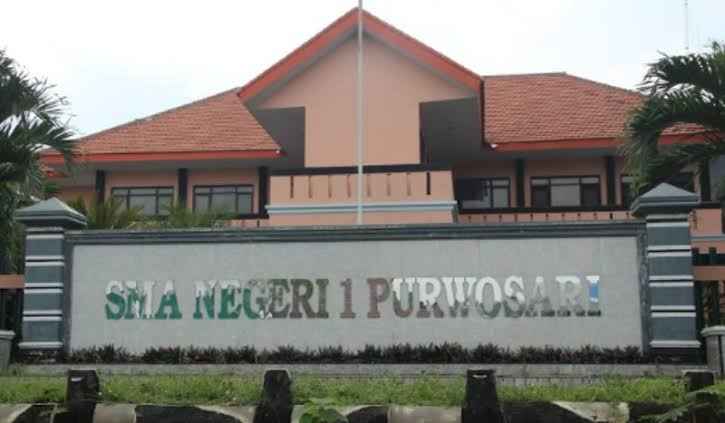 Merita Edukasi Ratusan Siswa SMAN 1 Purwosari Soal PAAREDI