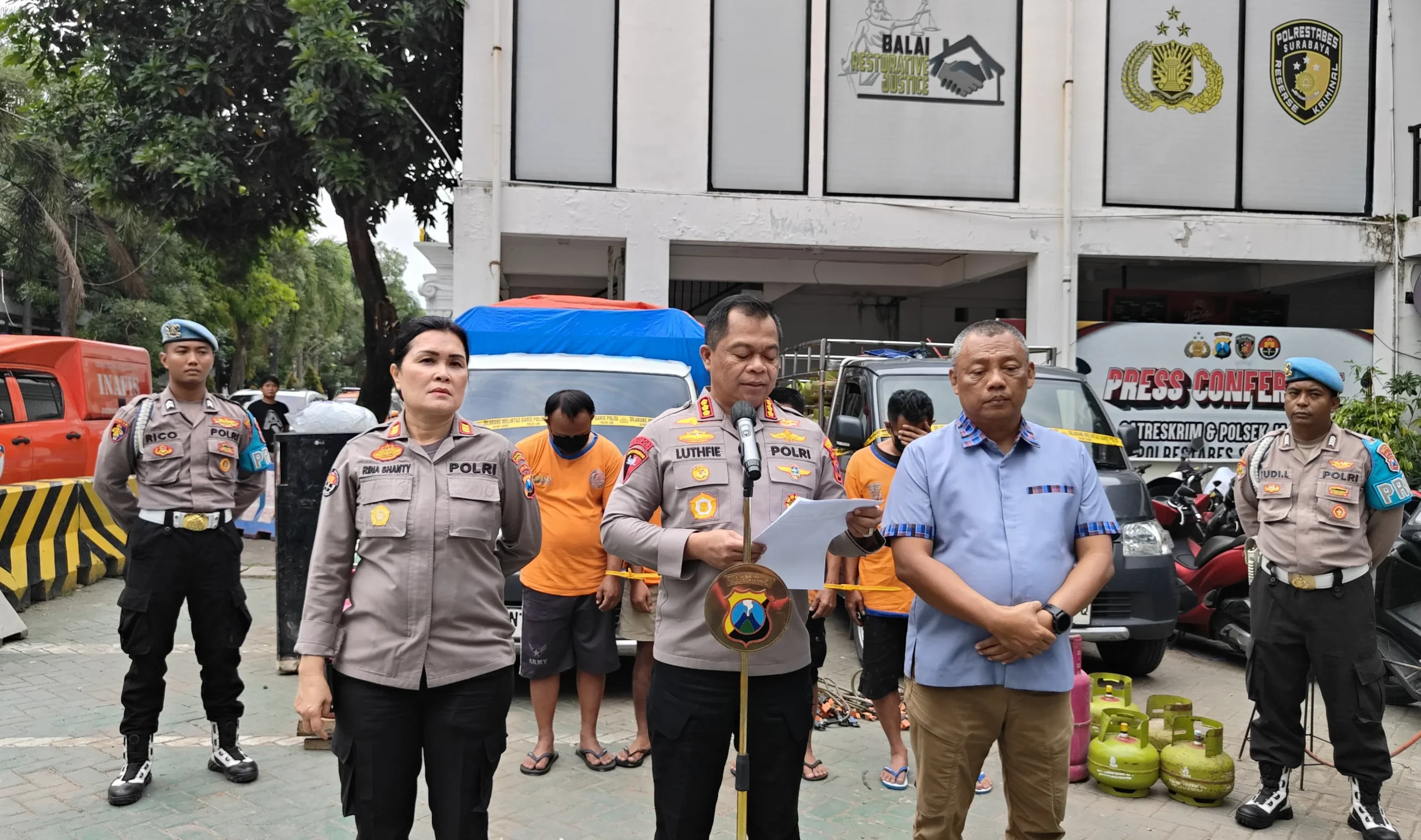 Kelangkaan Gas Melon di Pasuruan: Polisi Bongkar Pengoplosan Elpiji