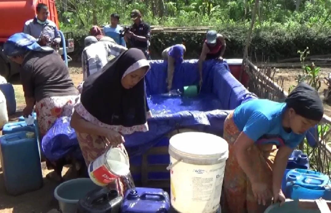 Krisis Air di Enam Kecamatan Lumajang, Darurat Kekeringan Diperpanjang