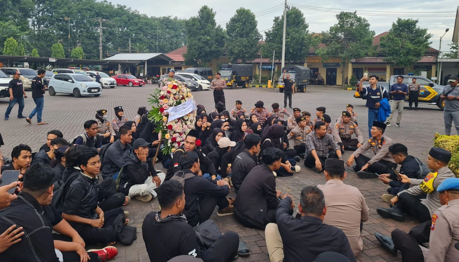 LBH Lacak Pasuruan Raya Dampingi Keluarga MIA Desak Keadilan atas Pembunuhan Sadis Yang Dilakukan oleh Paman Sendiri