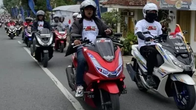 PCX Kelap KELIP Meriahkan Jawa Timur, Bikers Honda Rame-Rame
