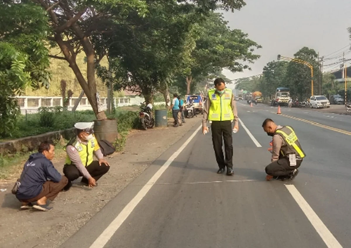 Pengendara Jakarta Tewas, Truk Lari dari TKP Pasuruan