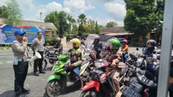 Polres Jember Sosialisasikan Tertib Lalu Lintas Lewat Salat Subuh Berjamaah