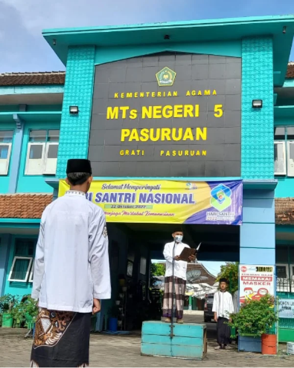 Santri MTsN 5 Pasuruan Peringati HSN 2026 dengan Nilai Cinta Tanah Air