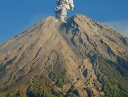 Semeru Siaga: Jangan Ikut Sebar Kabar Erupsi Tanpa Cek Fakta