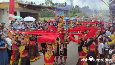 Simfoni Tari Nusantara di Kandangtepus Lumajang