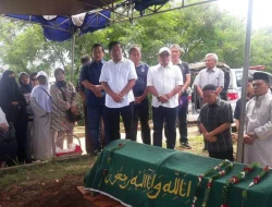 Tutup Usia Emen, Jurnalis Pasuruan yang Ramah