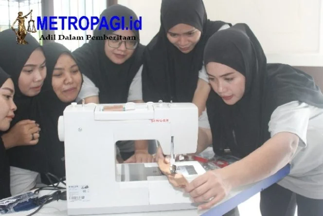 WBP Perempuan Rutan Bangil Asah Keterampilan Menjahit